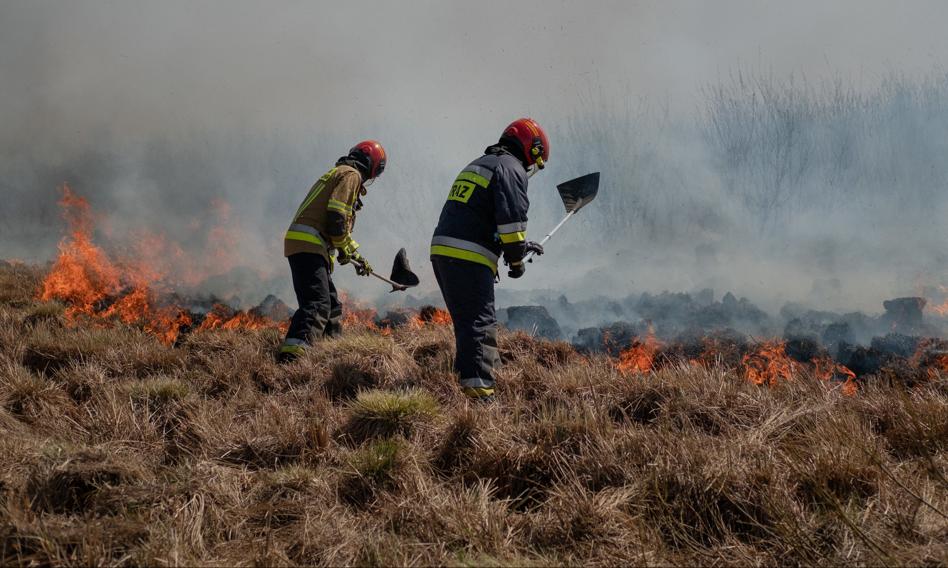 The fire over Biebrza has already covered an area of 600 football fields. The police announce an investigation