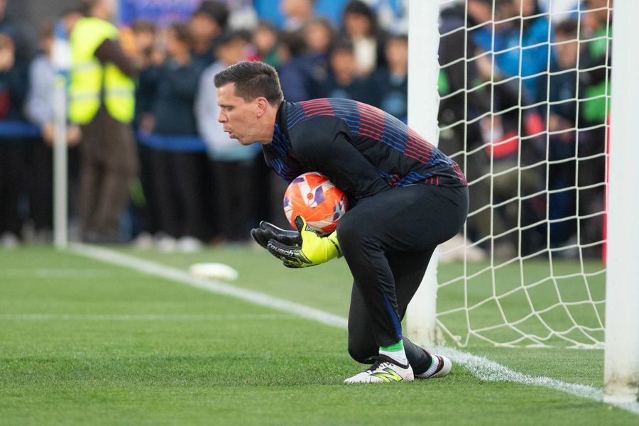 Overthrow in the situation in the gate of Barcelona! »What Flick has decided on the Champions League holder