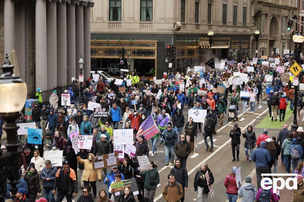 Numerous rallies against Trump have passed in the USA and Europe. Photo report 11