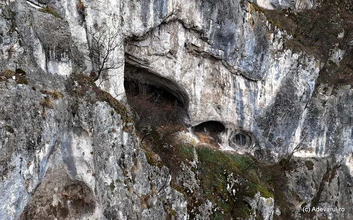 Grote at Cib's Gorge. Photo: Daniel Guță