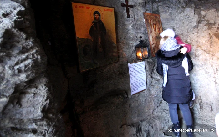 The cave of Saint John of Prislop. Photo: Daniel Guță. TRUTH
