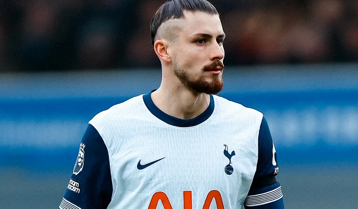 Radu Drăgușin plays as a central defender at Tottenham/Photo: Facebook