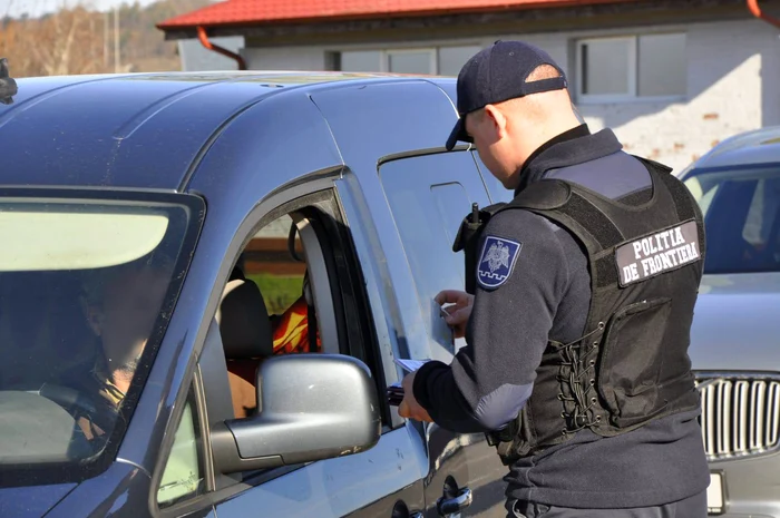 Border Police, Photo Customs Checks: Border Police