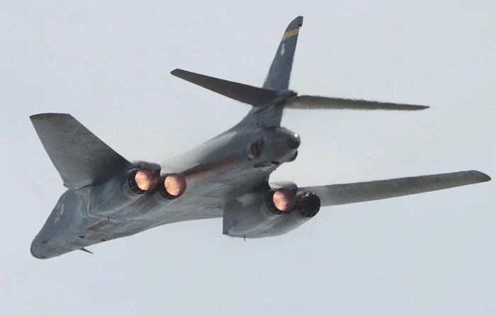 An American B-1B bomber participated in military exercises in South Korea. Photo: EPA-EFE