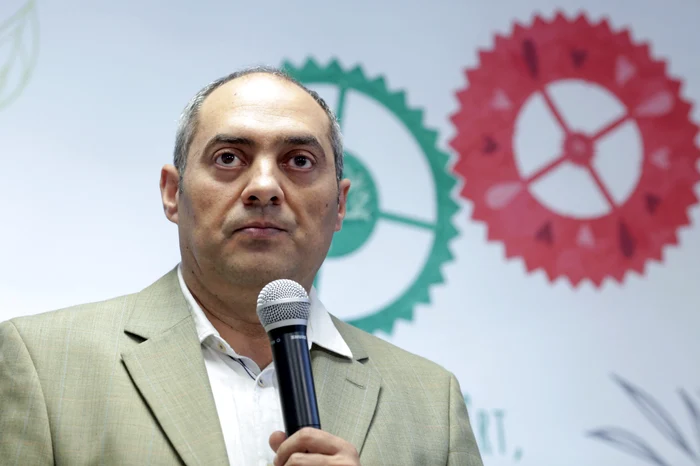 Sociologist Gelu Duminică explains the roots of racism in Romania. PHOTO: Inquam Photos