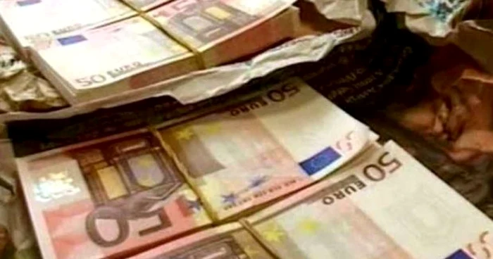 50 euros banknotes