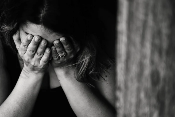 The girl was lured with money and sweets. Photo: Pexels