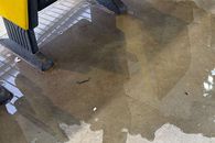 The National Arena degrades »Incredible images before Rapid - Dinamo: The rain infiltrated through the ceiling