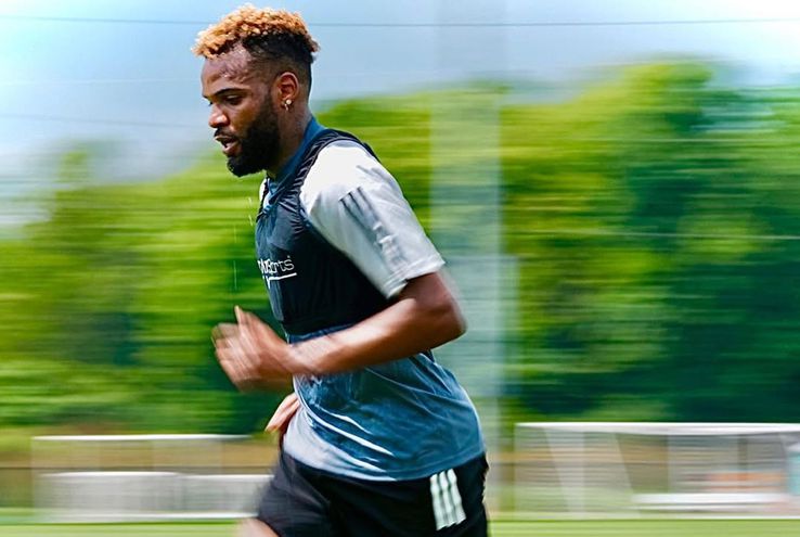 A terrible tragedy has included Romanian football today and beyond. Aaron Booupndza, the former footballer of Rapid between September 2024 - January 2025, ceased his life today, at the age of 28.