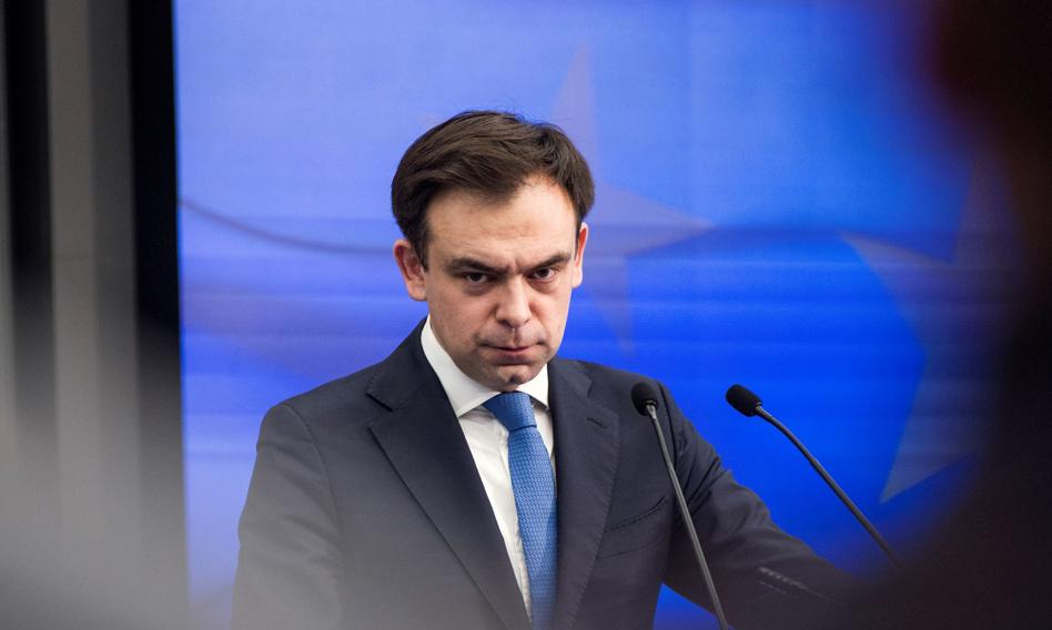 Domański: Foot reduction consistent with expectations. "You can see falling inflation pressure"