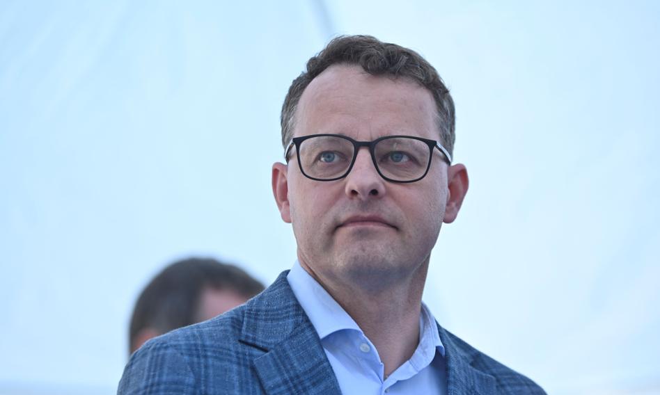 Interpol will not be looking for Romanowski. The MP was granted political asylum in Hungary