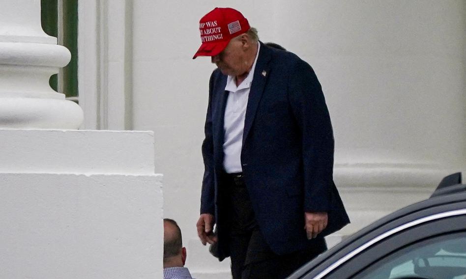 Trump gives one, he receives the other. This time he was kind to the WSE