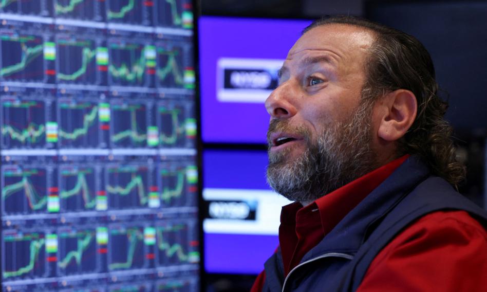 Dried reflection to Wall Street. Strong declines instead of substantial increases