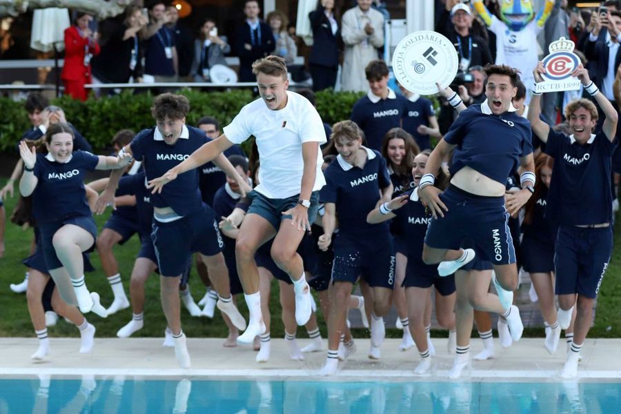 Holger Rune and the jump in the pool in Barcelona, along with the children of photo balls: Imago Images Holger Rune, in the top 3 of the best players on the slag of the moment?