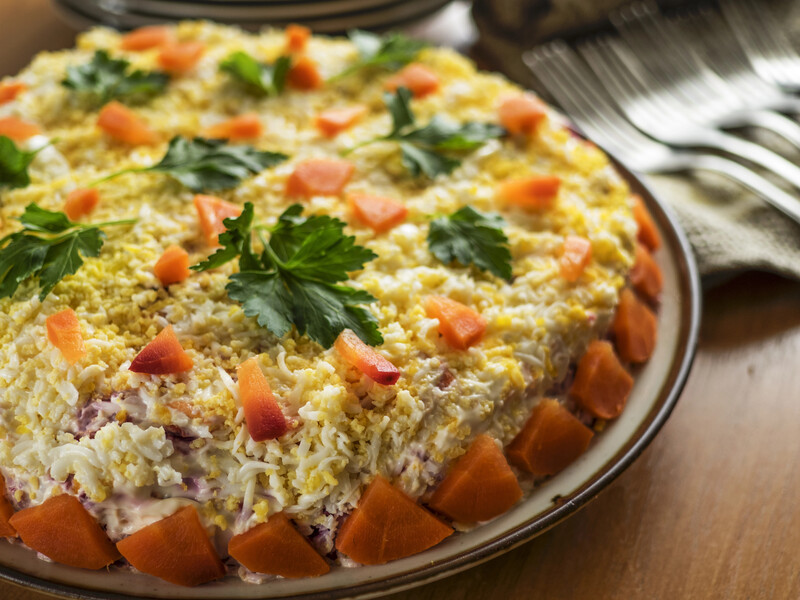 Combine these ingredients with chicken and cheese - and get a festive salad 