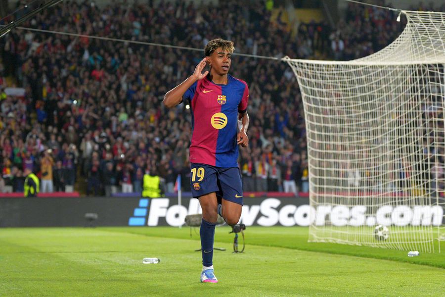 Lamine Yamal, in Barcelona - Borussia Dortmund, photo: Getty Images Mihai Stoica and the wonderful footballer in the Champions League: