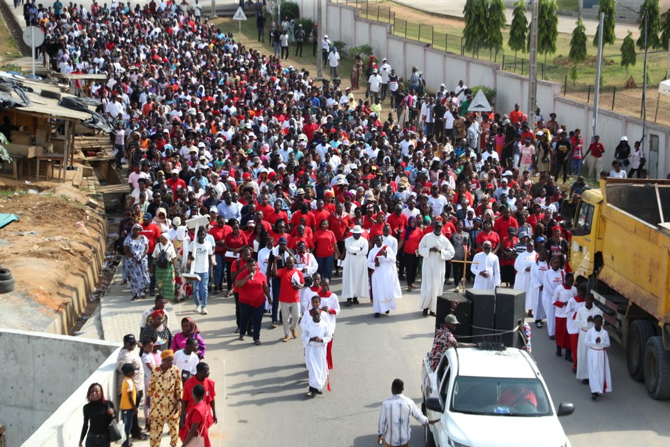 Procession of the Way of the Cross in Abidjan, the capital of the ivory coast