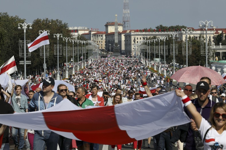 On August 30, 2020, tens of thousands of demonstrators manifested on the streets of Belarusian cities after forged presidential elections