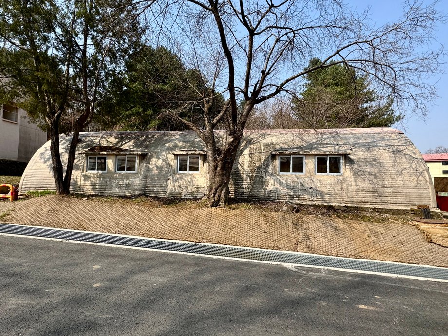 One of the buildings in which American soldiers were stationed at the border with North Korea
