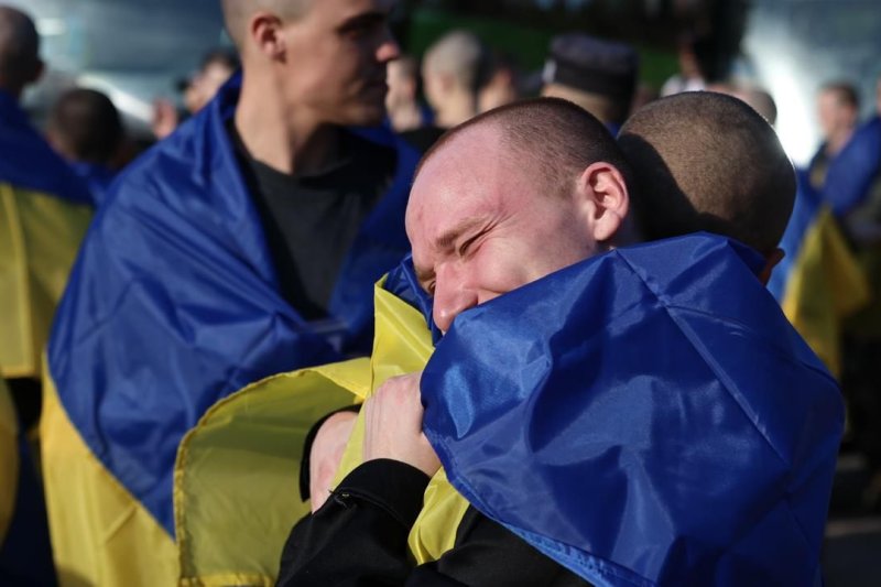 Video Ukraine and Russia have made the biggest exchange of prisoners during the war / Moscow says that he also made a 