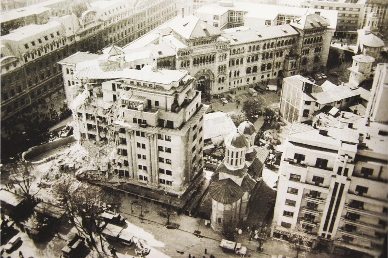Photo | The demolition of the Church of Enei, with the tower dislocated on an April night, when 