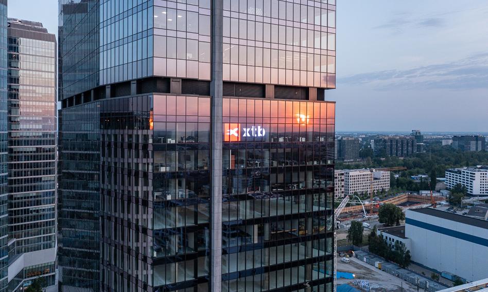 XTB publishes preliminary results for the first quarter of 2025: record operational revenues and increased investors' activity