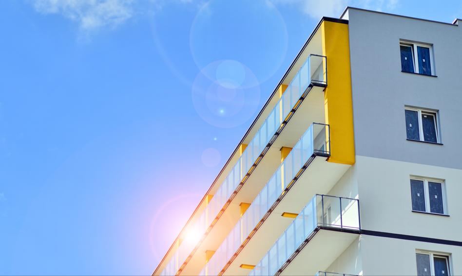 Light interior or dark "cubicle"? Experts suggest how to best place a flat or a house relative to the world