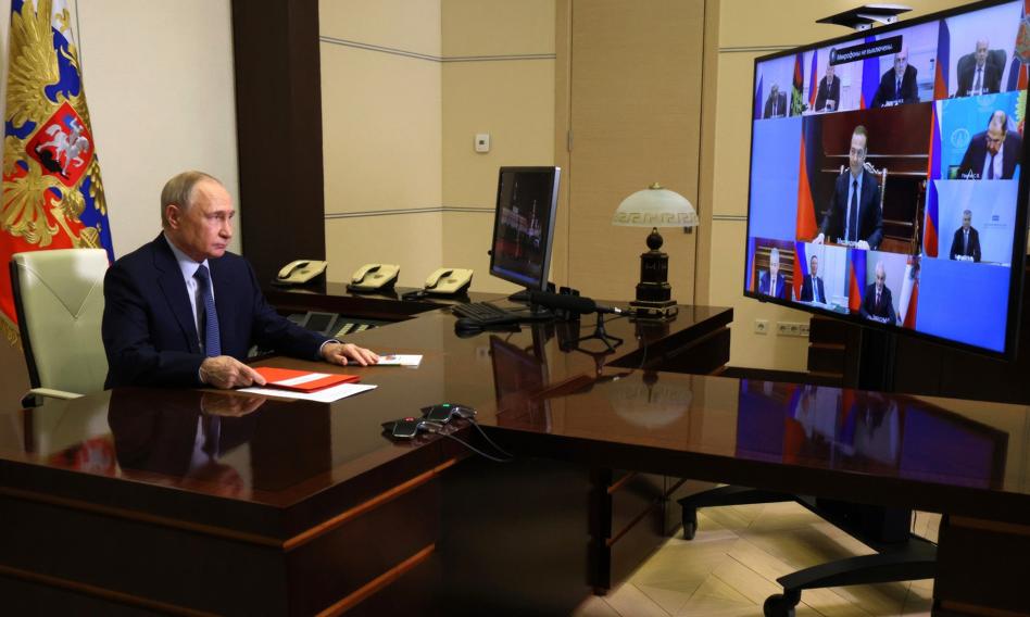 Stopping the invasion on the front line. This is Putin's latest proposal