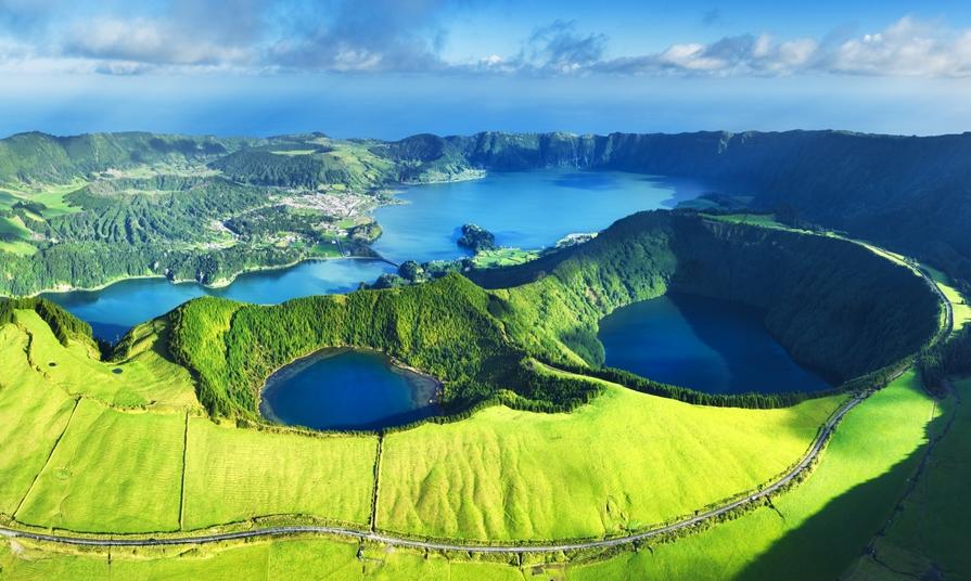Azores increasingly popular among Poles. Silence, nature and ... Pope John Paul II