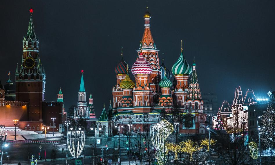 The decrease in oil prices hits the Russian budget. The Kremlin observes the situation with concern