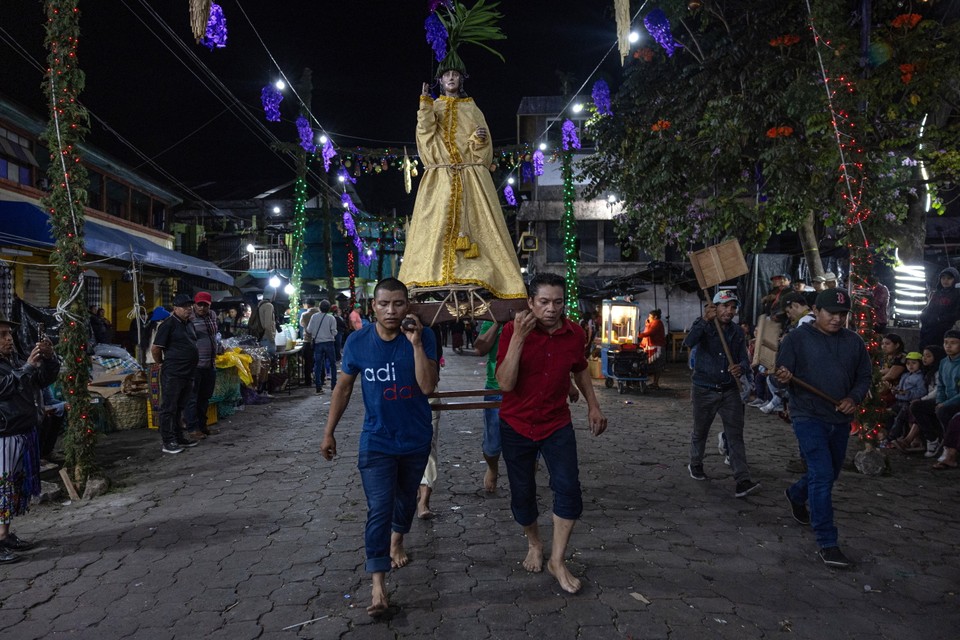 Traditional "Corrida de San Juan"preceding the celebration of Holy Friday in the city of Santiago Atitlan in Guatemala