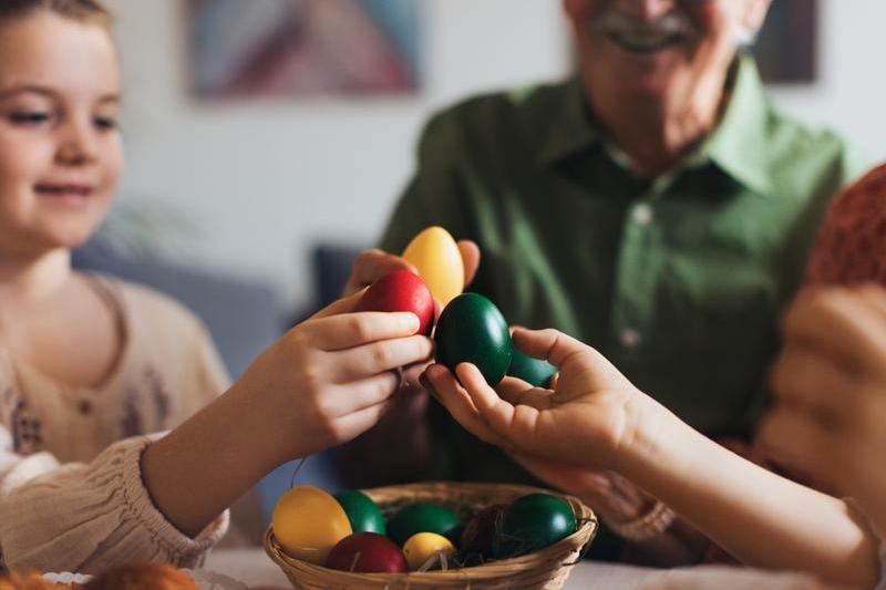 Easter or Christmas?, Photo: Shutterstock