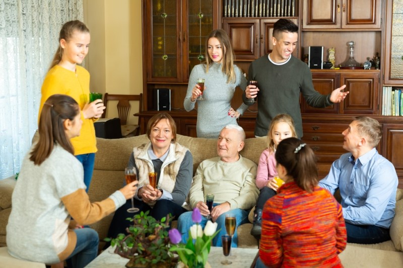 Easter in the family? Here are the 10 commandments to resist the holiday with all this nations. Photo: Shutterstock