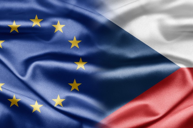 An EU country hesitates to enter the euro area. Only one inhabitant out of four wants to give up national currency