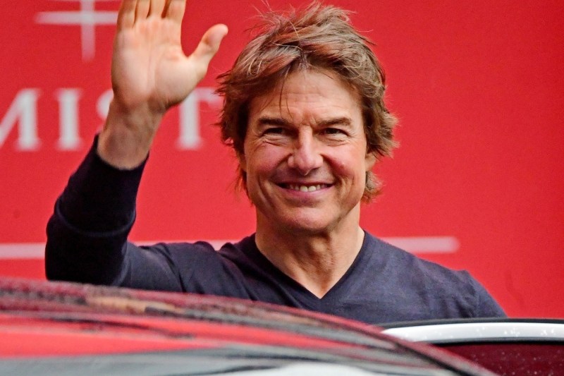 Video Tom Cruise's new movie puts him back in a limit at 2,400 meters high