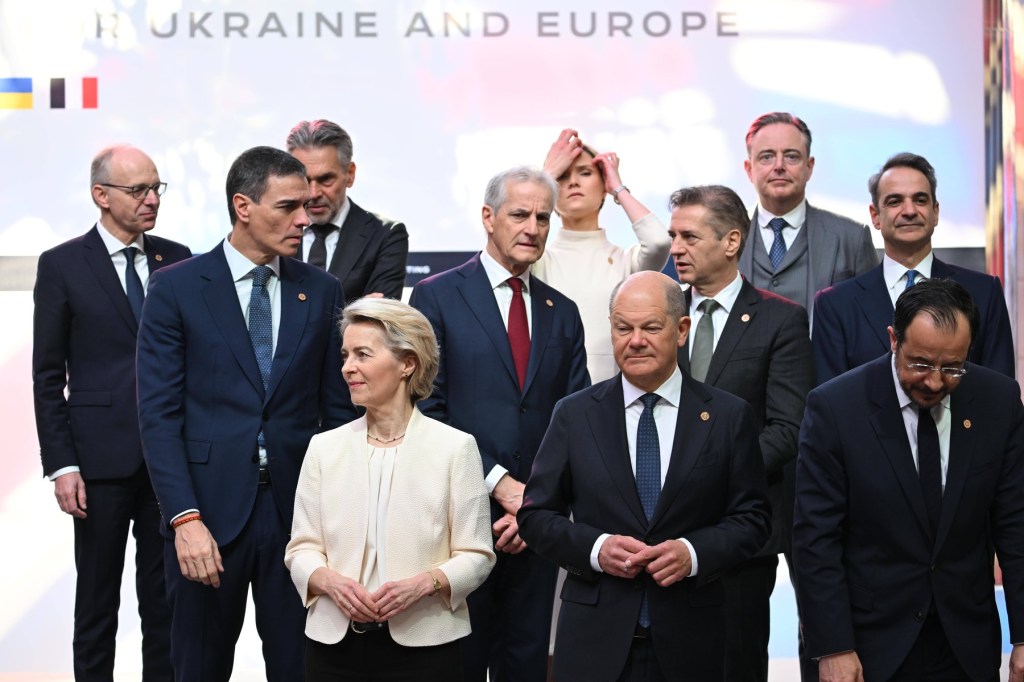 The President of the European Commission Ursula von der Leyen, Chancellor Olaf Scholz and President Cypriot Nikos Christodoulides at the 