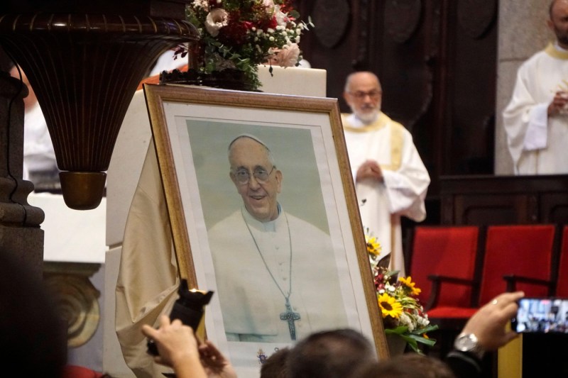 Donald Trump and Melania will go to Pope Francis's funerals. When the funeral will take place