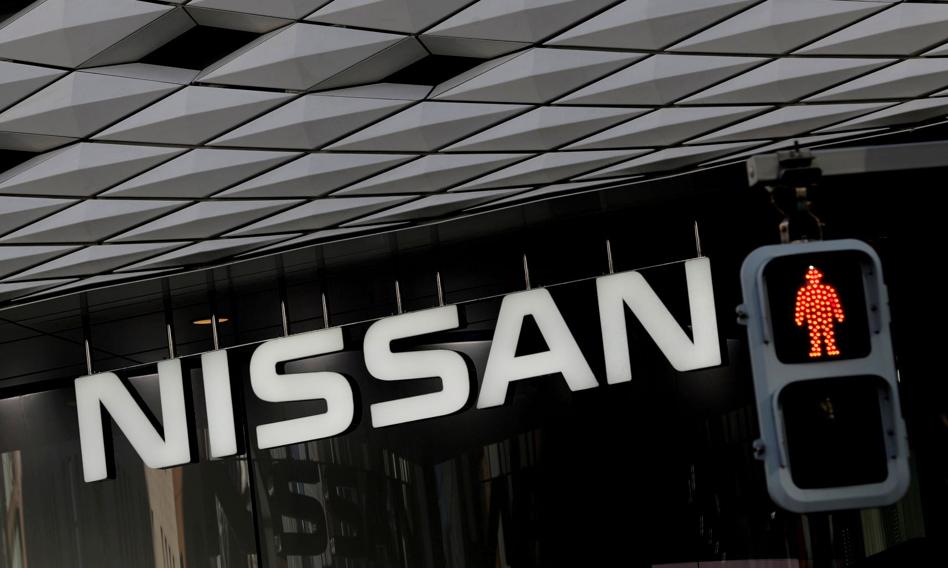Nissan will dismiss more people than he had previously planned. Threatened jobs around the world