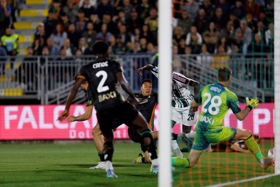 Ionuț Radu's reaction after relegation with Venezia 