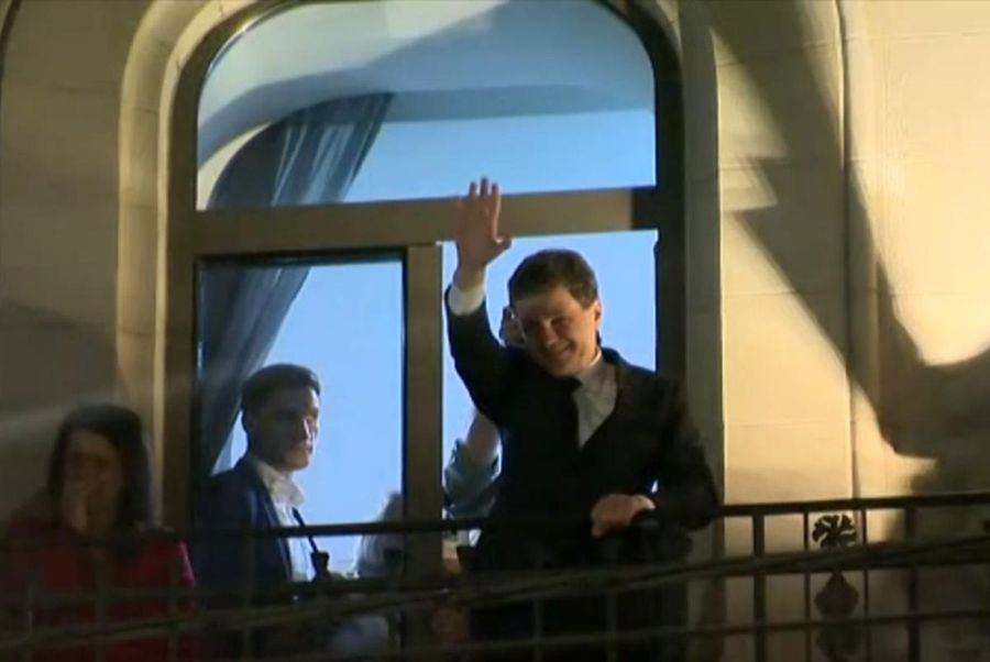 A famous scandal from the stadium was heard in Bucharest, after Nicușor Dan defeated George Simion in the presidential elections