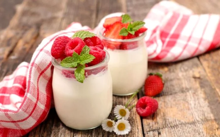 Yogurt and chef have important health benefits. Photo shutterstock