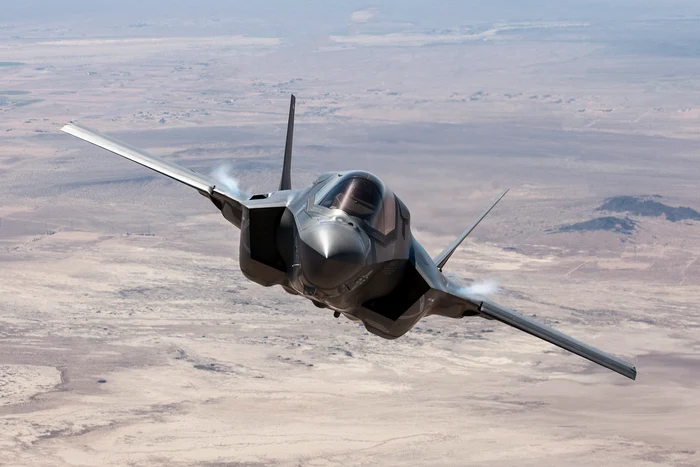 Flying F 35/ PHOTO: US Embassy in Romania