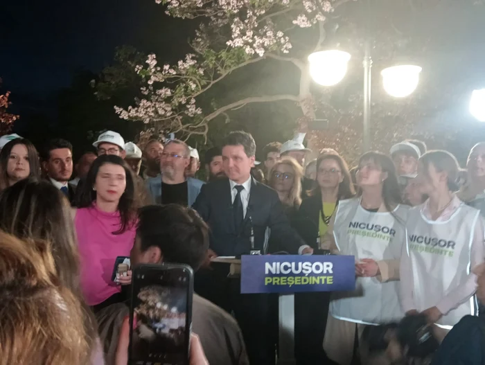 Nicușor Dan came out in front of the voters at 9 pm Photo Adevărul