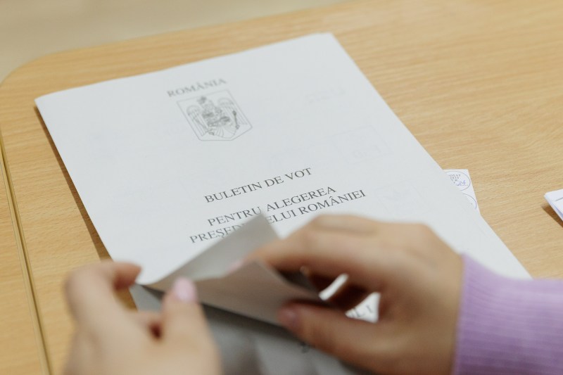 A ballot from the presidential elections in Romania. Inquam Photos / Bogdan Buda