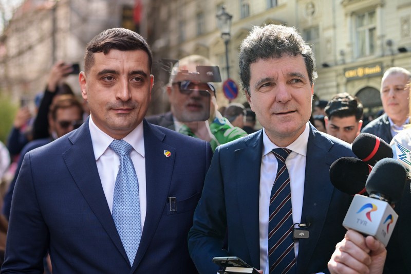 George Simion and Nicușor Dan. Collage: Ion Mateș / Hotnews. Photo: Profimedia