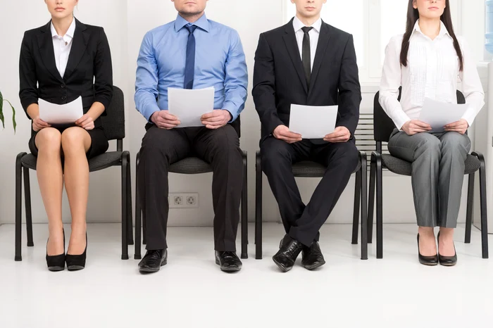 Oamni on the chair CVs job