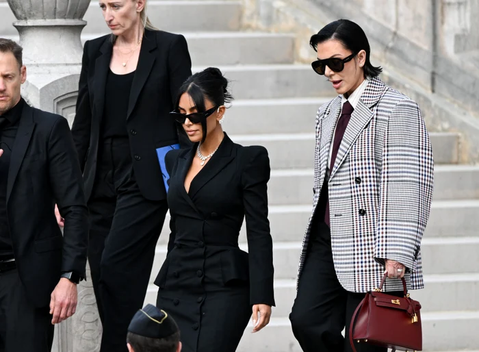 Kim Kardashian was accompanied by Kris Jenner Photo Profimedia