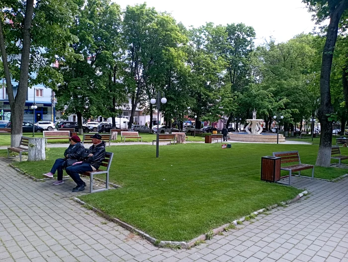 The parks in Darabani are considered the most beautiful in Moldova PHOTO Cosmin Zamfirache