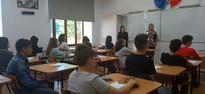 Parents involved in school life have told Opinia about the problems in the photo system: Adevărul 