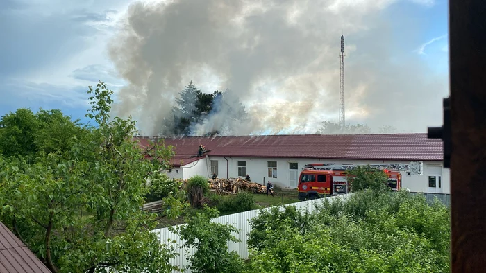The fire broke out at a school in Mirceștii Noi Photo IPJ Vrancea